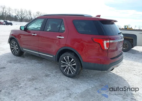 2017 Ford Explorer Platinum z USA, uszkodzony, nr VIN 1FM5K8HT5HGA85722